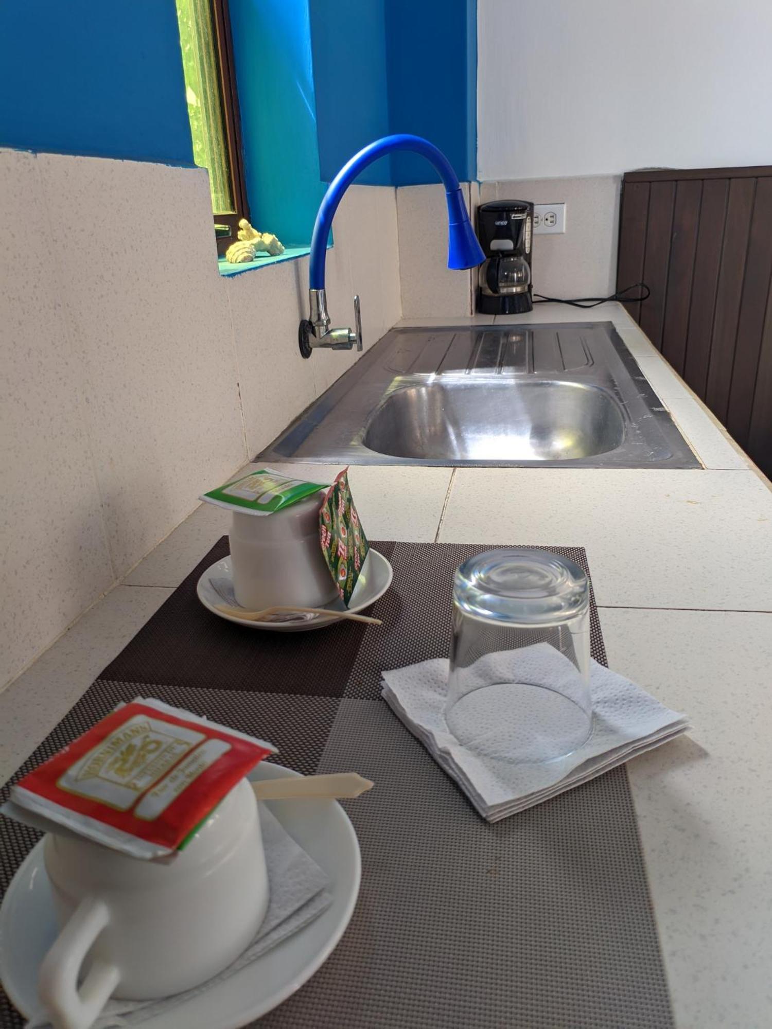 Sun Island Otel Puerto Villamil Dış mekan fotoğraf