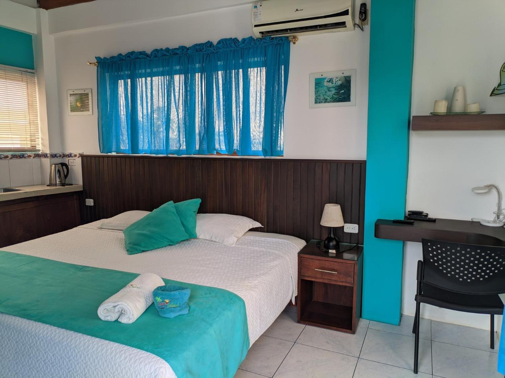Sun Island Otel Puerto Villamil Dış mekan fotoğraf